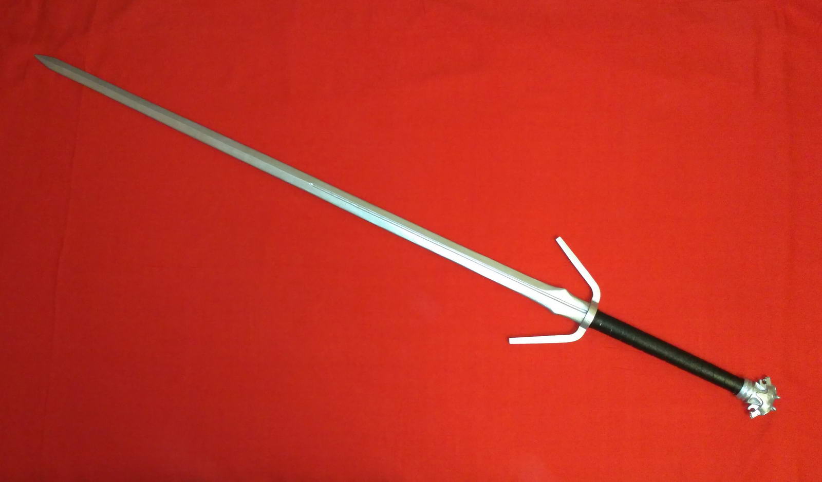 21-Geralt Silver_sw_01.jpg