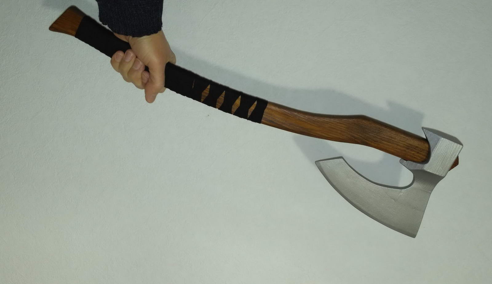30-Viking ax_ax02.jpg